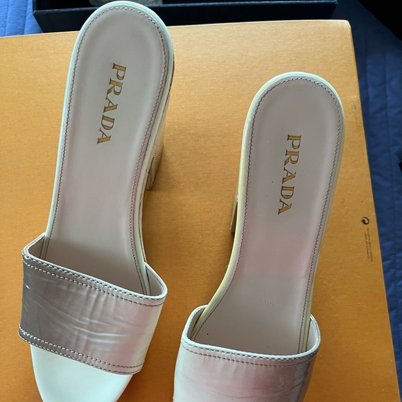 PRADA VERNICE WEDGES PATTERN LEATHER AND CORK - Picture 8 of 10
